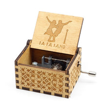 Load image into Gallery viewer, HOT 30 style Antique Carved Wood Game Of Thrones